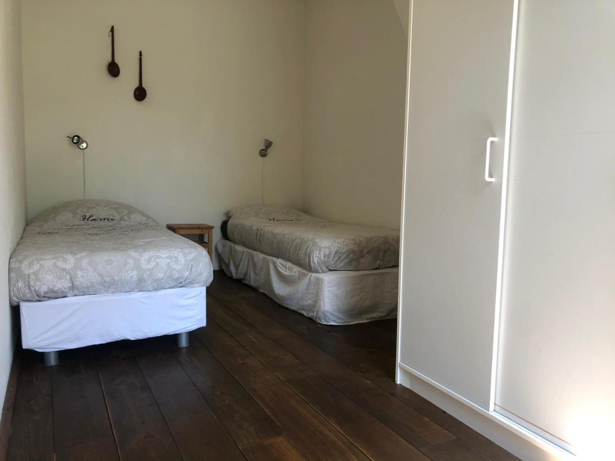 Appartementen Verhuur De Trijehoek Stiens Ngoại thất bức ảnh