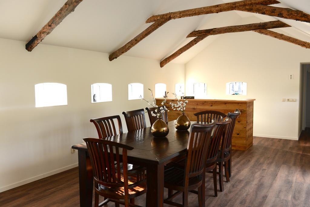 Appartementen Verhuur De Trijehoek Stiens Ngoại thất bức ảnh