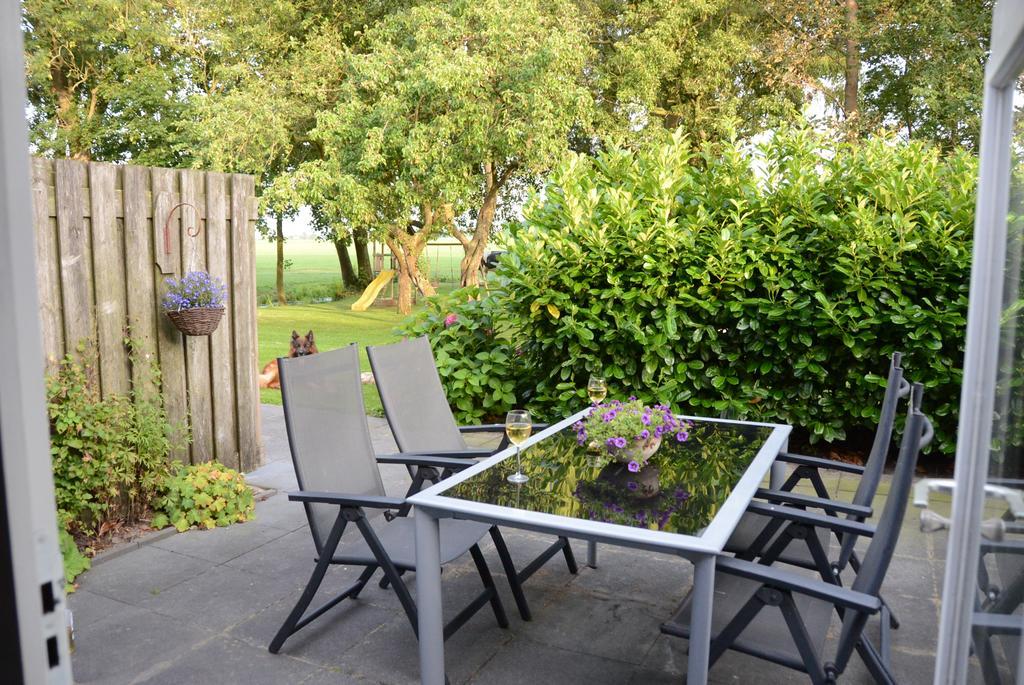Appartementen Verhuur De Trijehoek Stiens Ngoại thất bức ảnh
