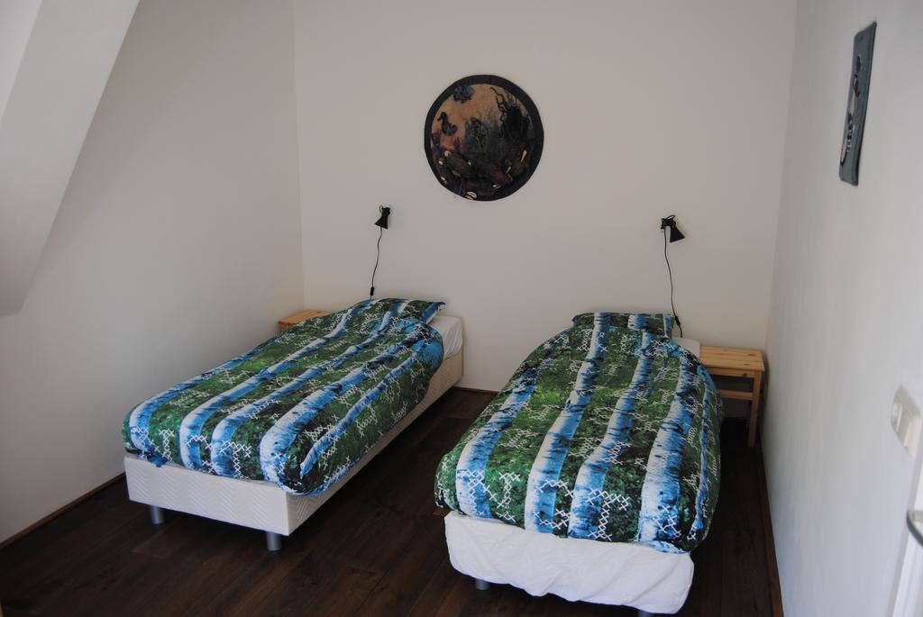 Appartementen Verhuur De Trijehoek Stiens Ngoại thất bức ảnh